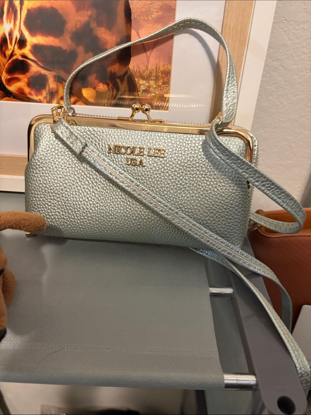 Nicole Lee Metallic Silver Crossbody Wallet 2 in one - Picture 6 of 6